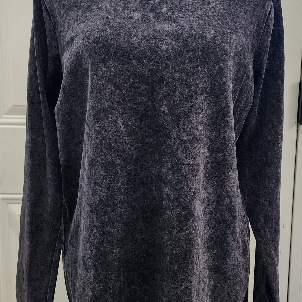 Zenana Outfitters Charcoal Long Sleeve Top